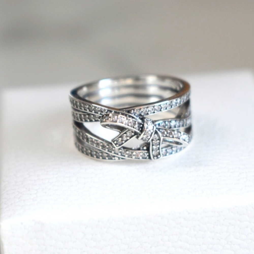 Pandora Bow Ring